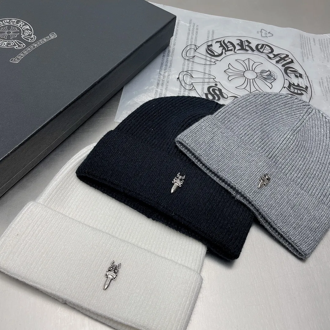 High quality Crow heart beanie